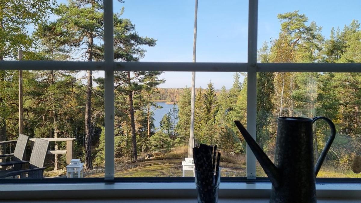 Mysig Med Sjoeutsikt * Bergshamra